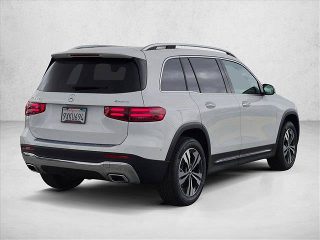 Used 2026 Mercedes-Benz GLB 250 4MATIC image 5