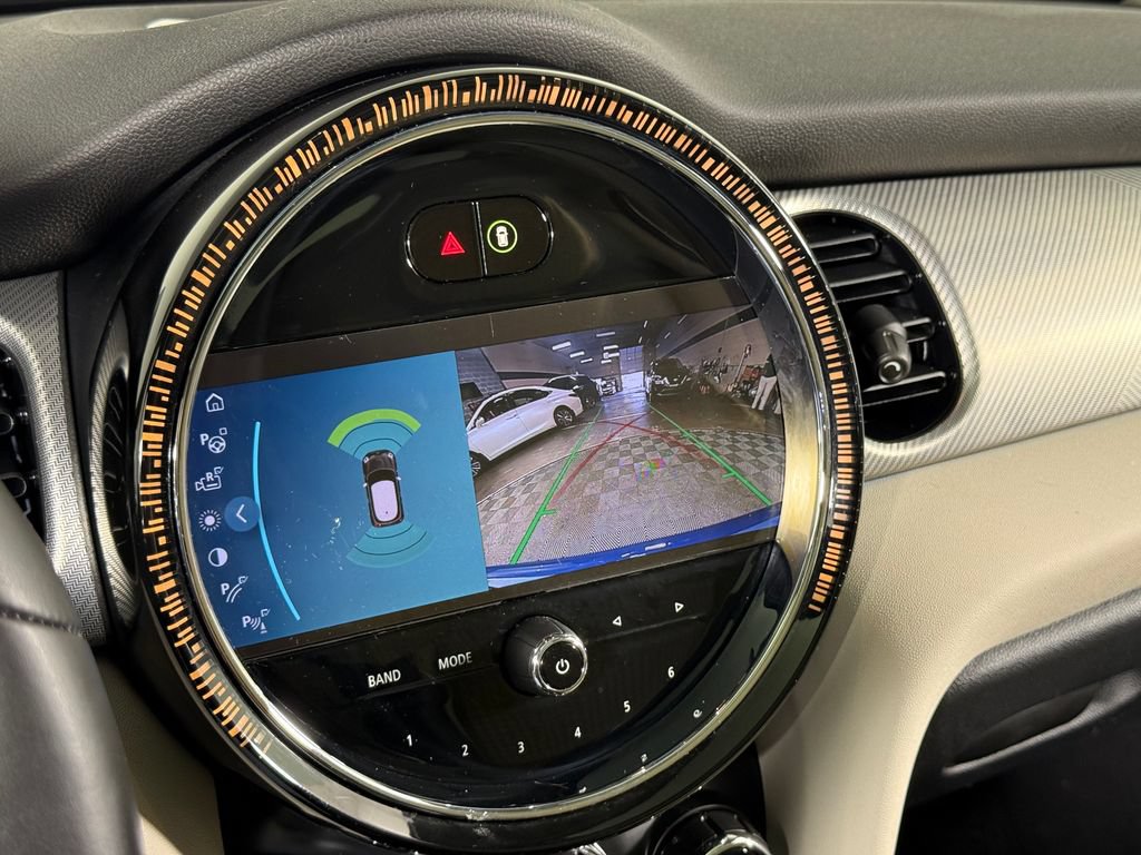 Certified 2024 MINI Cooper SE FWD image 18