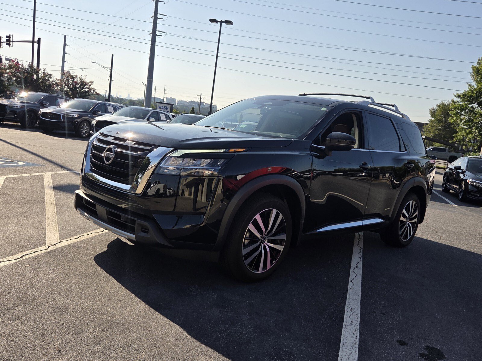 Used 2024 Nissan Pathfinder Platinum