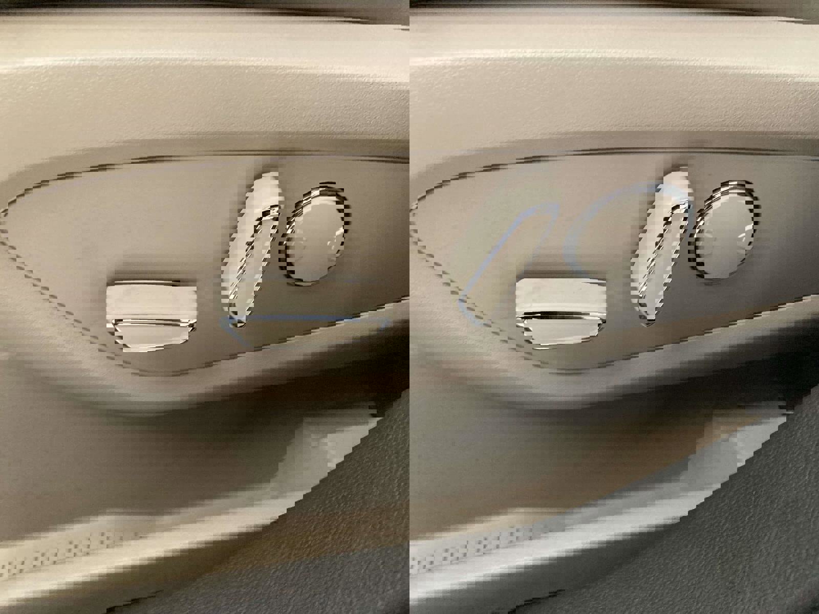 Certified 2021 Lincoln Nautilus FWD w/ Equipment Group 101A image 21