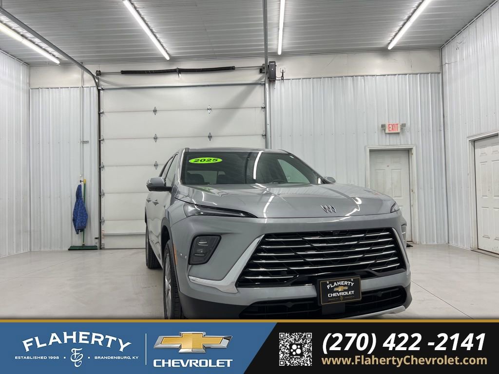 Used 2025 Buick Enclave Preferred image 1