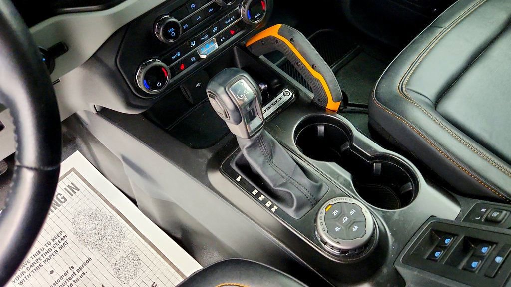 Used 2021 Ford Bronco Badlands image 16