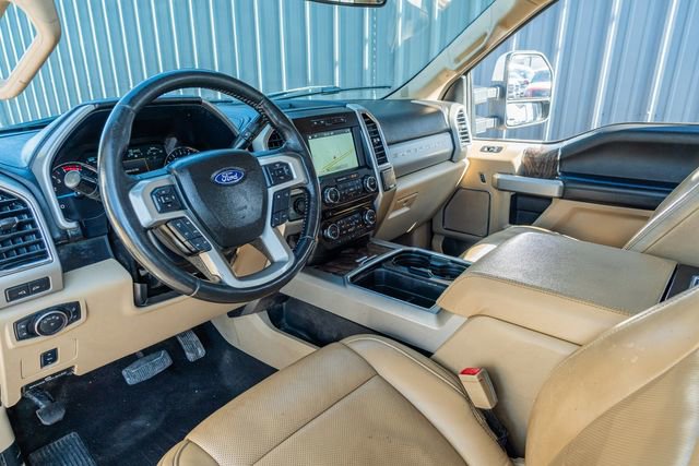 Used 2018 Ford F350 Lariat w/ Lariat Value Package AWD/4WD image 23