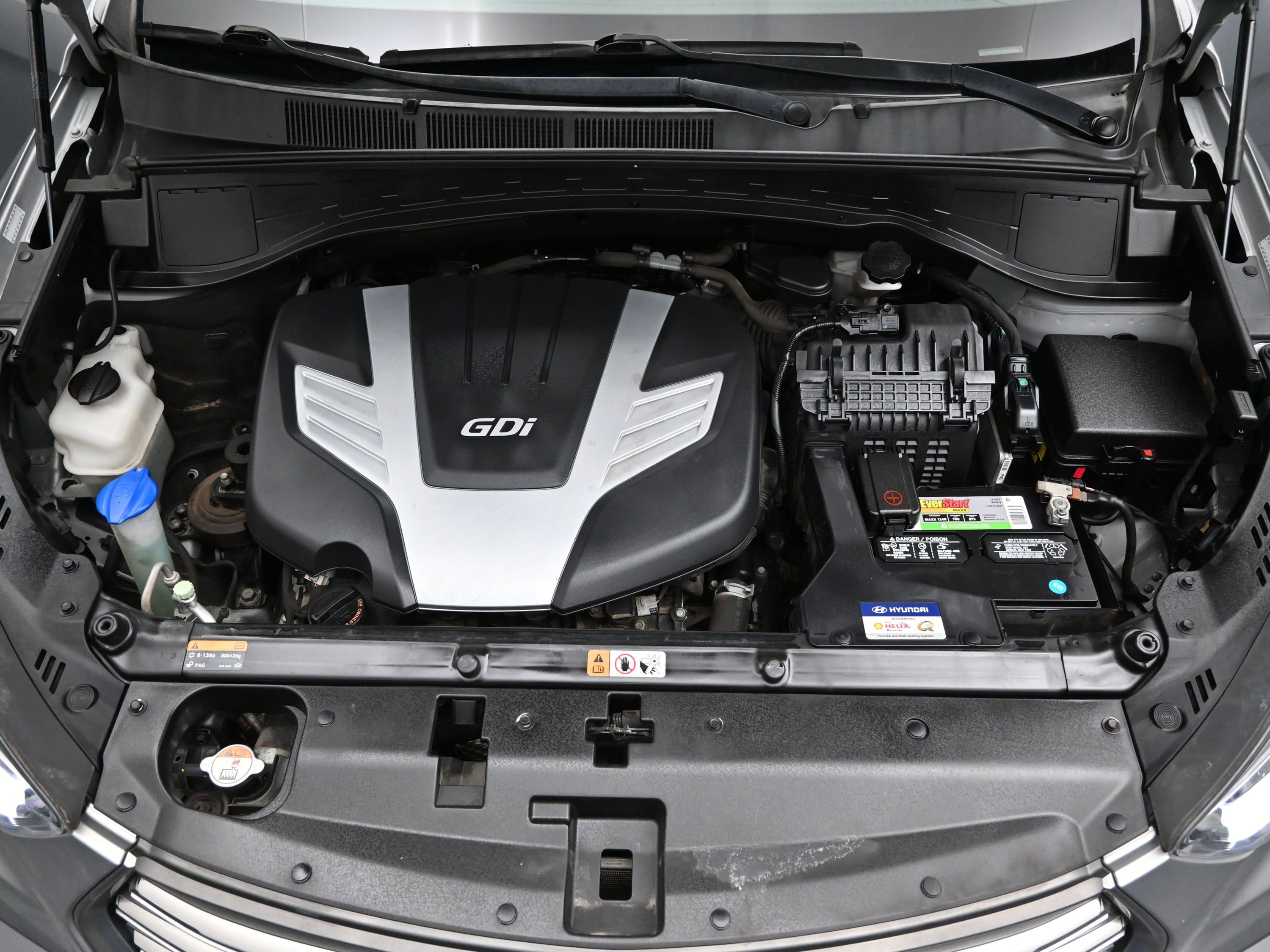 Used 2017 Hyundai Santa Fe Limited image 8