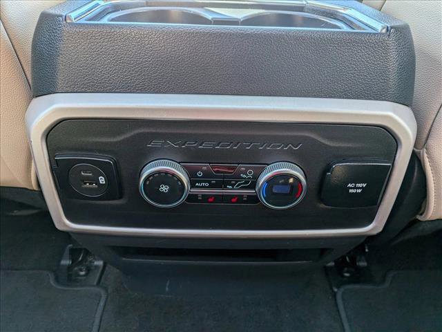 Used 2023 Ford Expedition Limited image 20