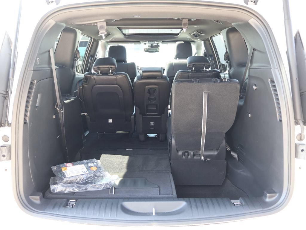 New 2026 Chrysler Pacifica Select FWD image 13