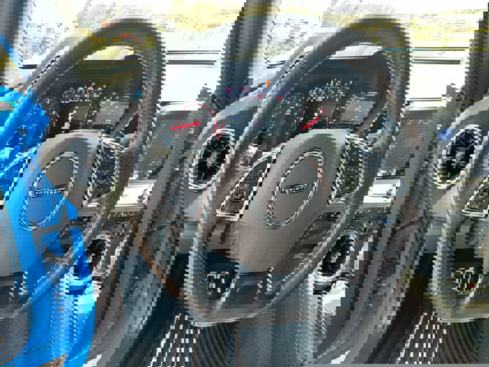 Used 2022 Chevrolet Camaro LT image 14