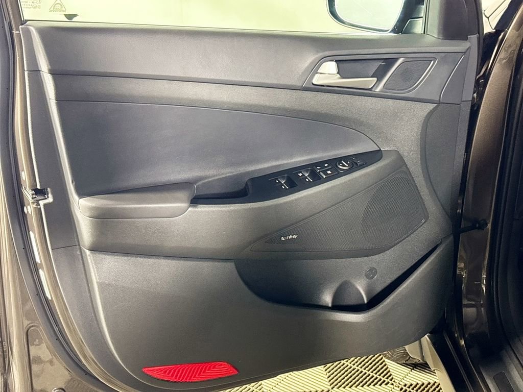 Used 2019 Hyundai Tucson Limited image 10