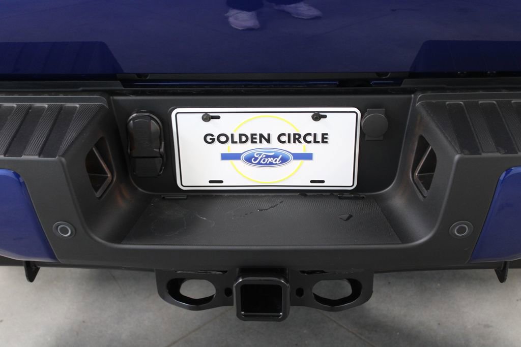 New 2026 Ford F250 Lariat w/ Black Appearance Package image 15