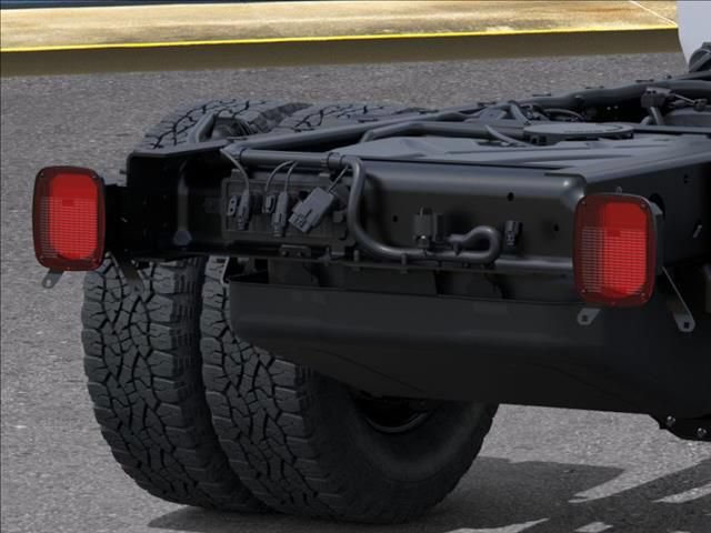 New 2025 GMC Sierra 3500 Pro w/ Convenience Package AWD/4WD image 11