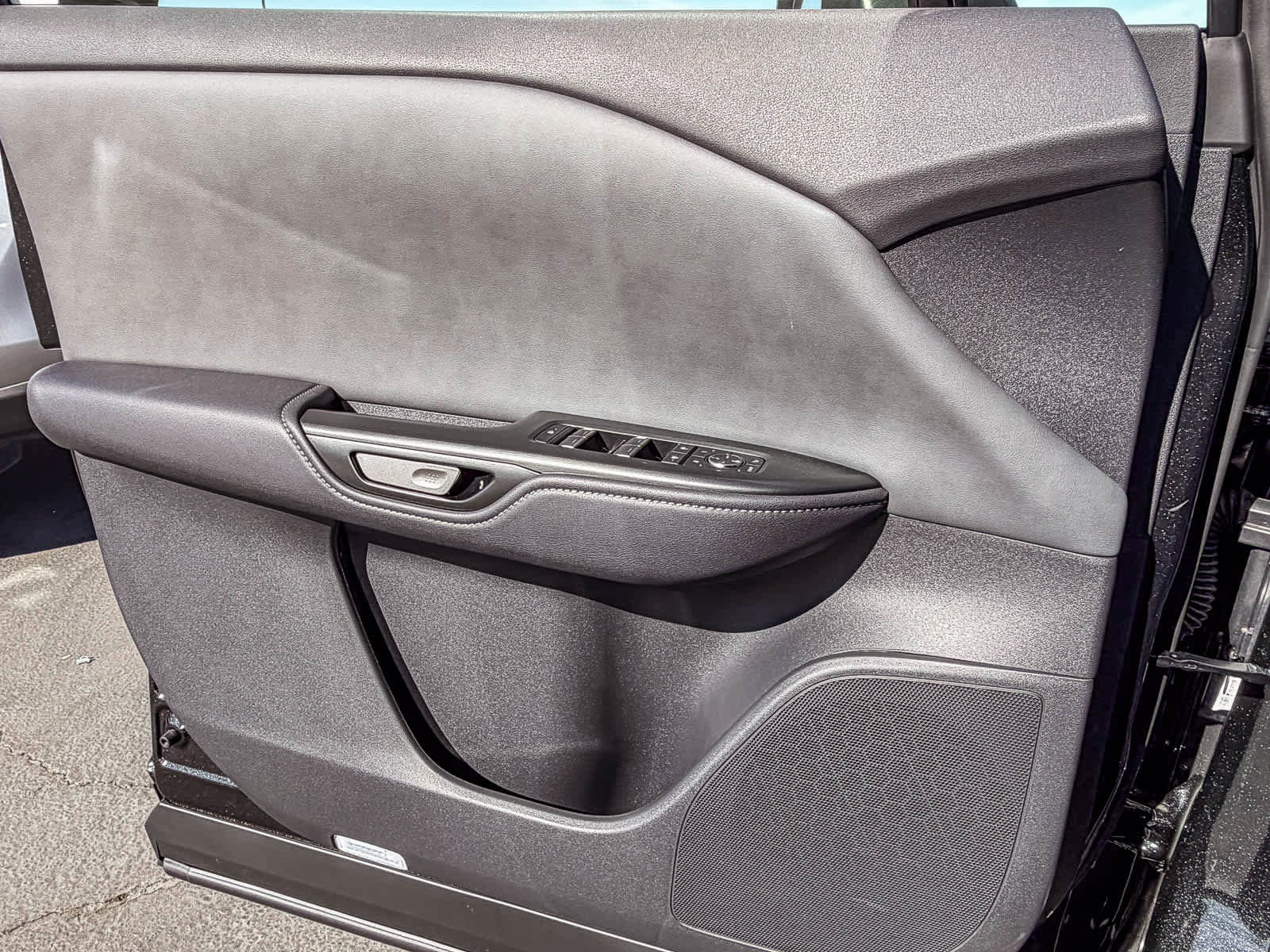 New 2026 Lexus RZ 350e Premium image 33