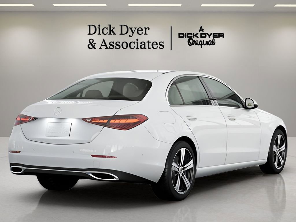 Used 2025 Mercedes-Benz C 300 Sedan image 17