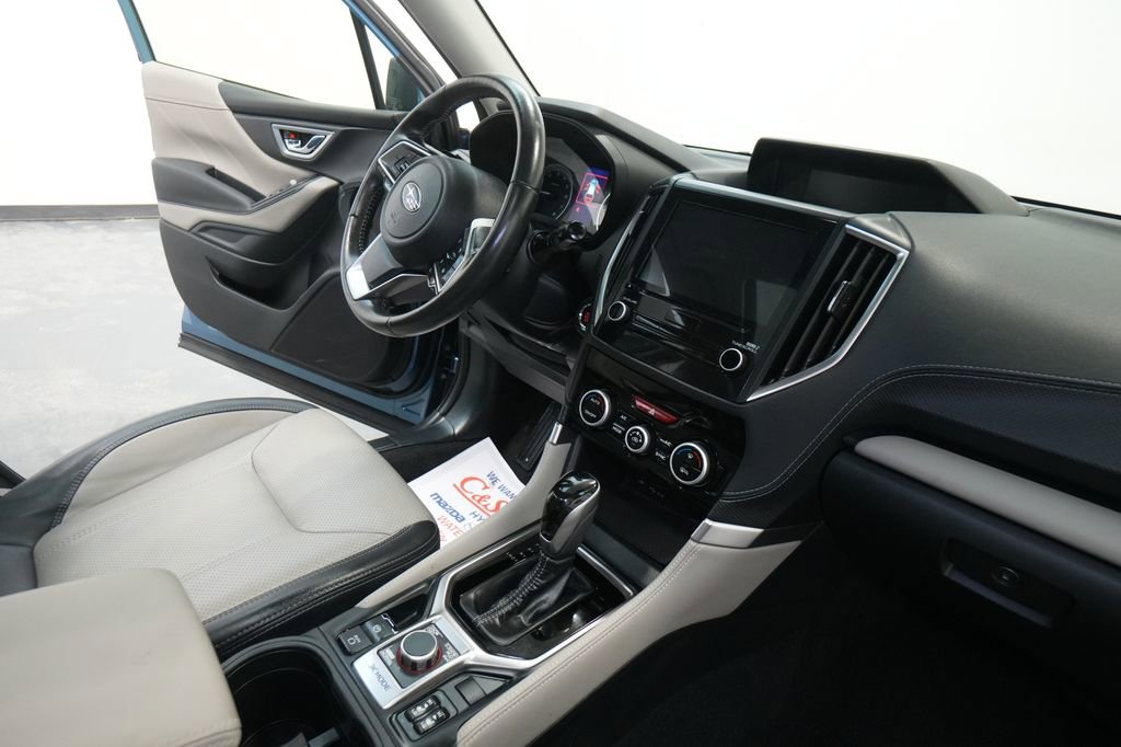 Used 2023 Subaru Forester Limited w/ Popular Package #3 image 29