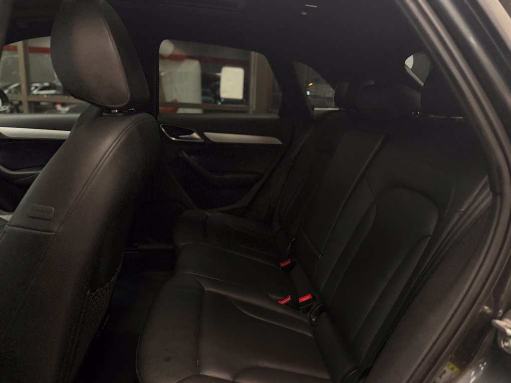 Used 2018 Audi Q3 2.0T Premium FWD image 12
