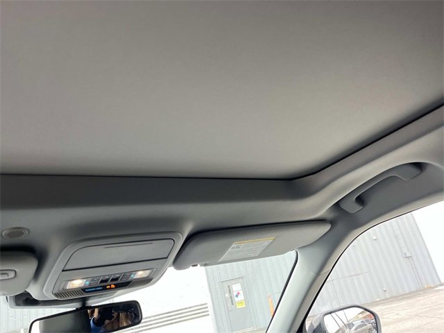 Certified 2022 Ford Explorer Limited w/ Equipment Group 301A image 14