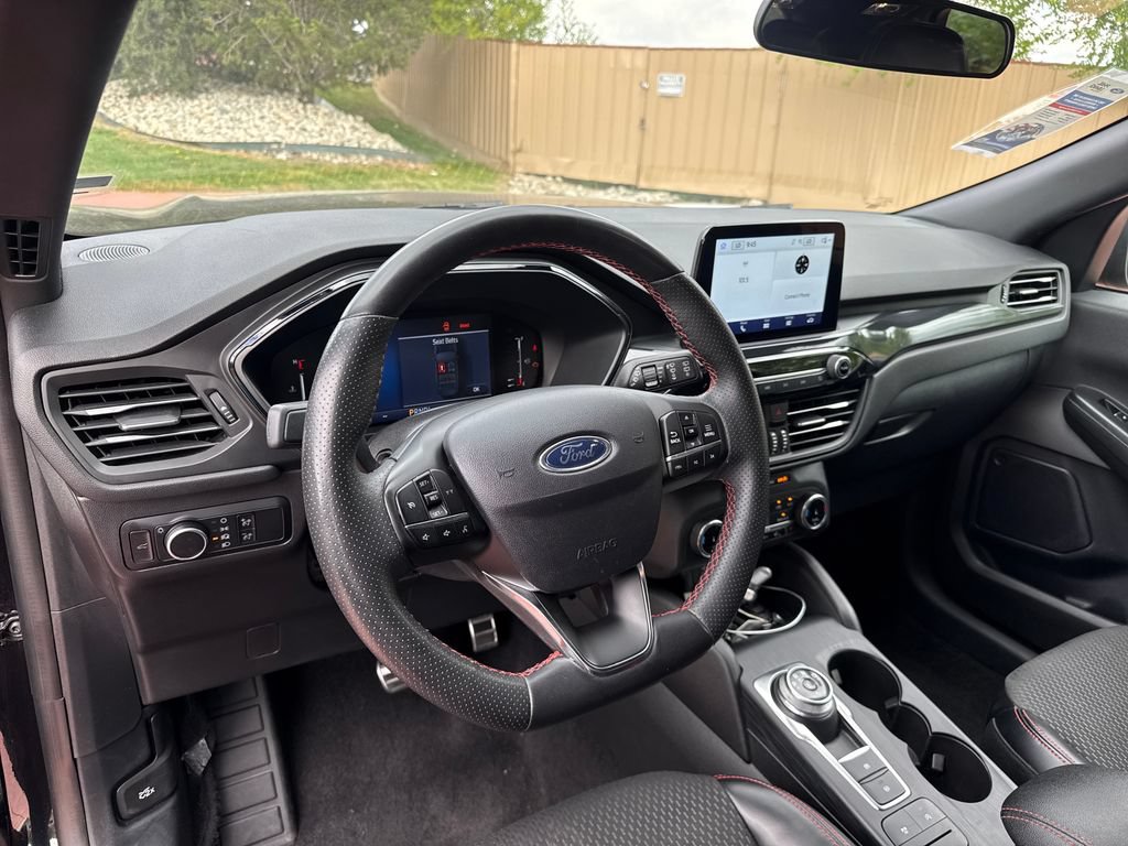 Used 2024 Ford Escape ST-Line AWD/4WD image 13