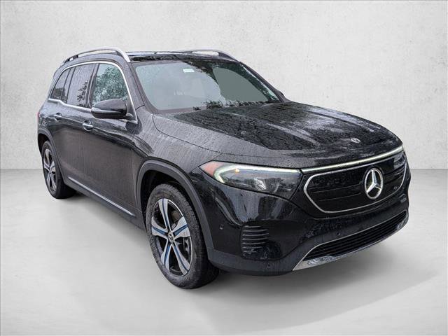 Used 2023 Mercedes-Benz EQB 300 4MATIC image 3