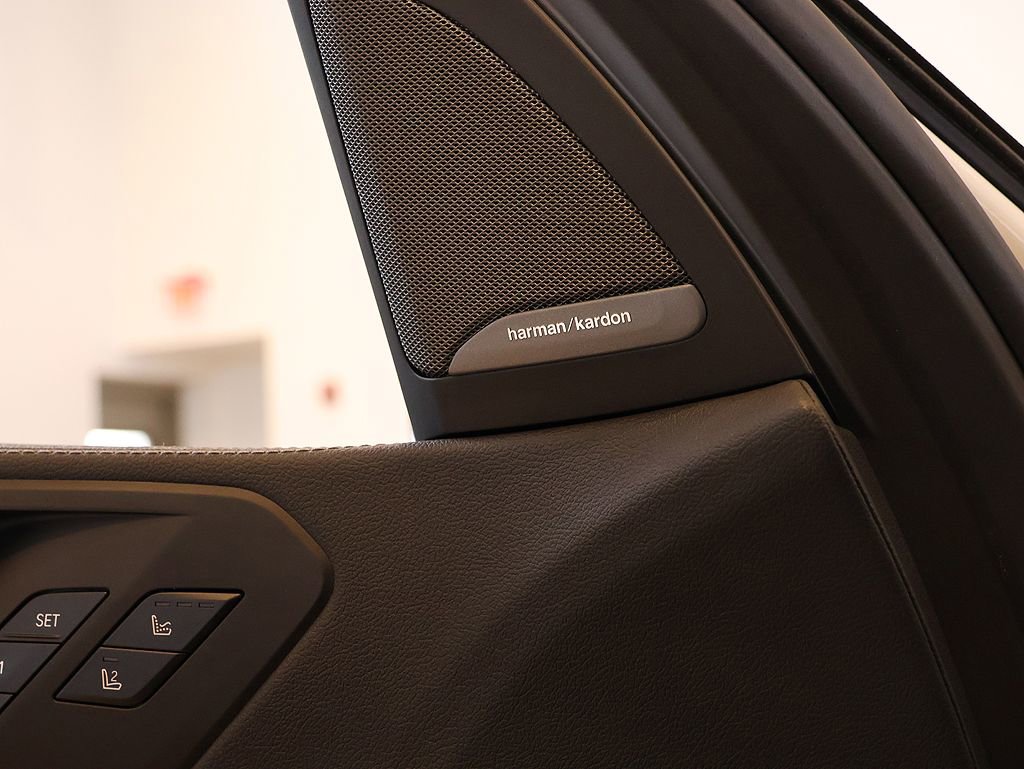 Used 2023 BMW X5 xDrive45e w/ Executive Package image 51