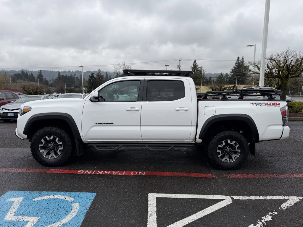 Used 2020 Toyota Tacoma TRD Off-Road w/ TRD Premium Off Road Package image 5