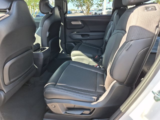 New 2027 Kia Telluride S FWD image 24