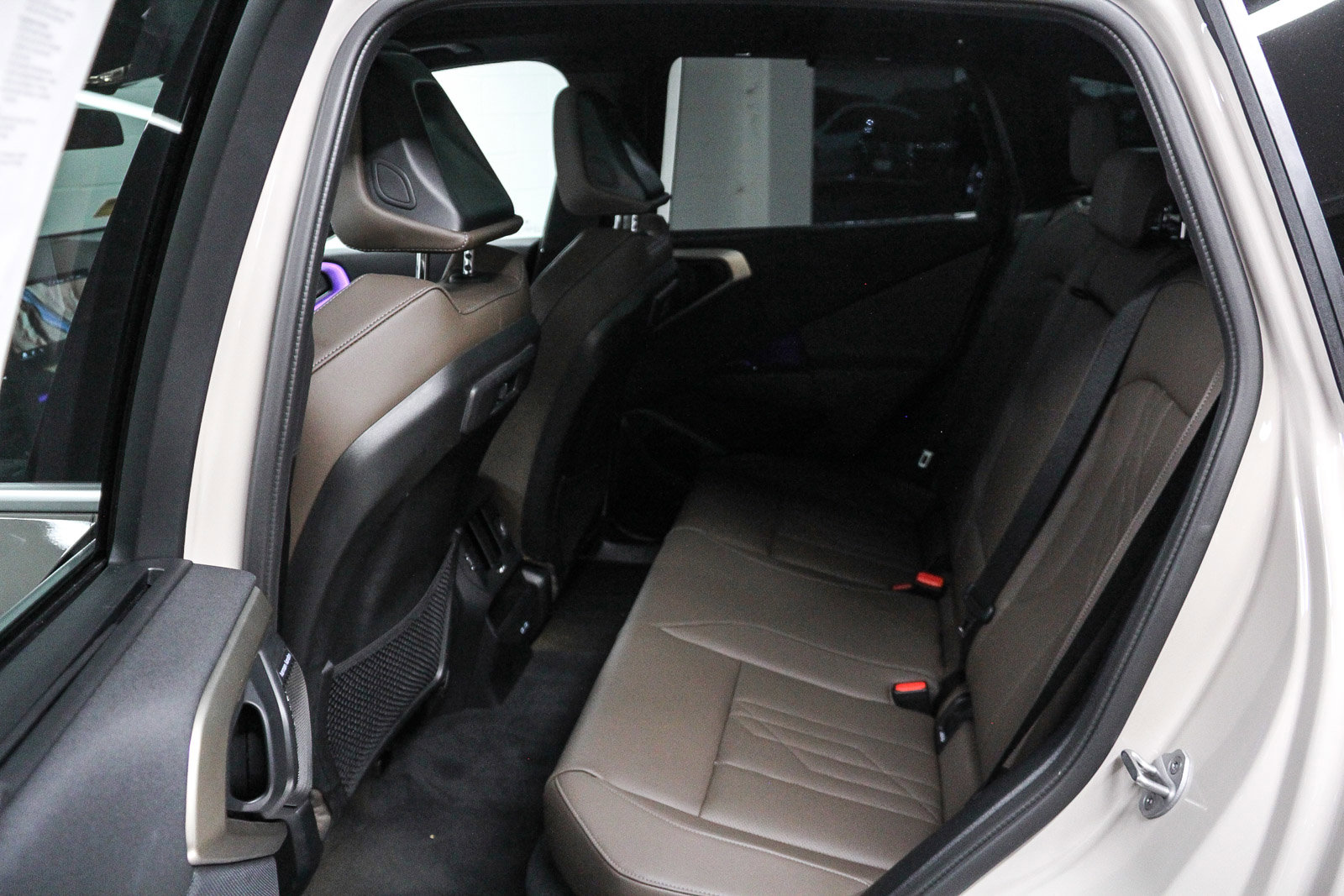 Used 2025 BMW X3 xDrive30i w/ Premium Package image 17