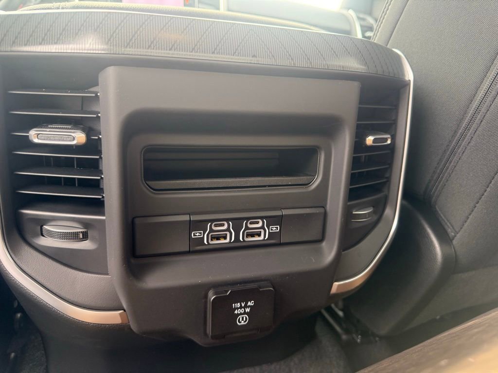 New 2026 RAM 1500 Big Horn AWD/4WD image 34