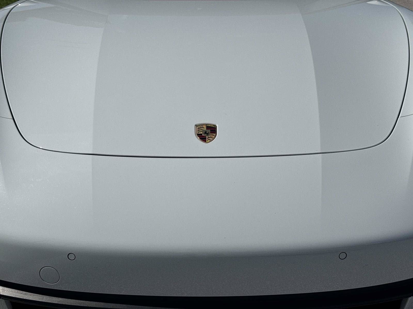 Used 2018 Porsche Panamera 4 AWD/4WD image 8