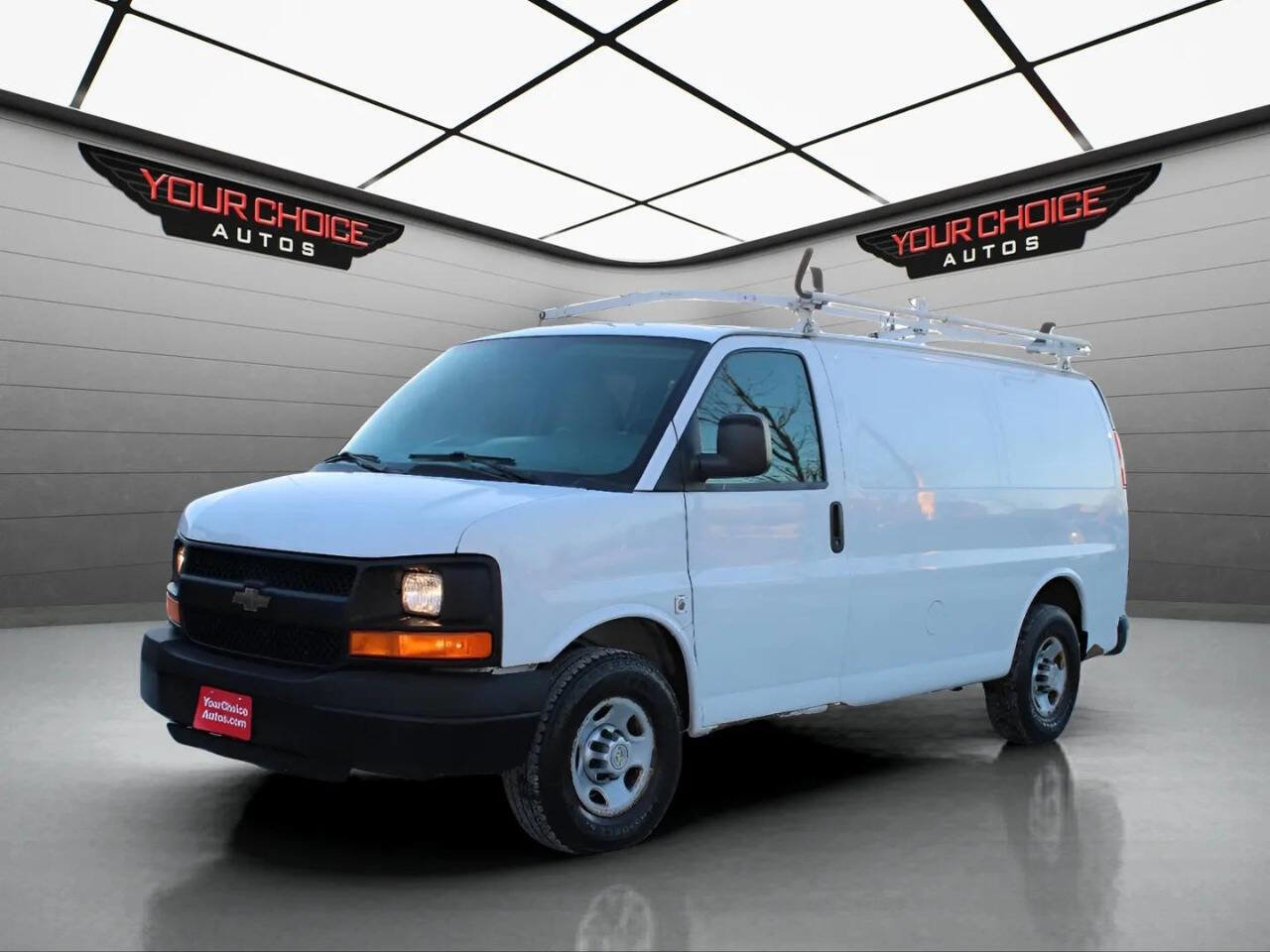Used 2012 Chevrolet Express 2500 image 1