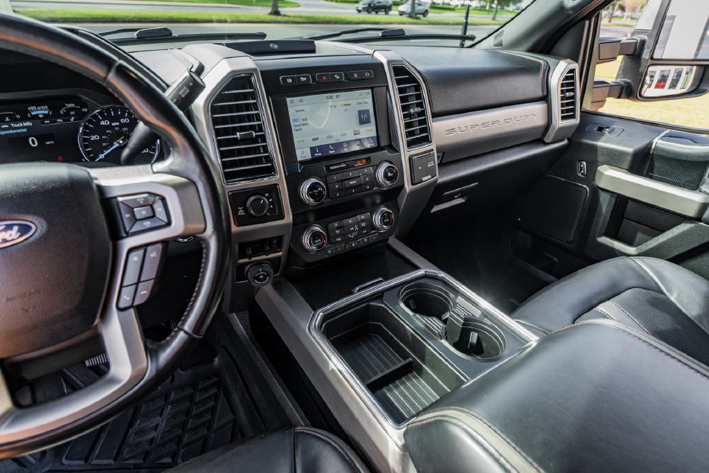 Used 2021 Ford F250 Platinum w/ Tremor Off-Road Package AWD/4WD image 28