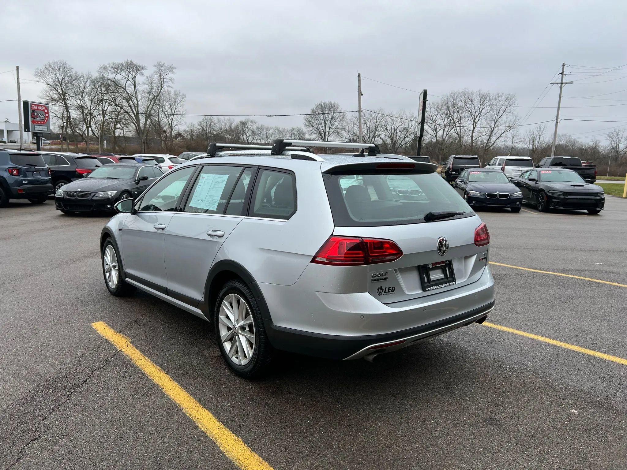 Used 2017 Volkswagen Golf Alltrack SE image 7