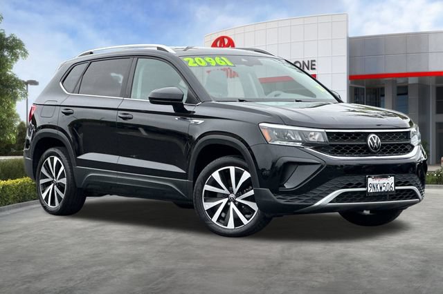 Used 2023 Volkswagen Taos SE FWD video 2