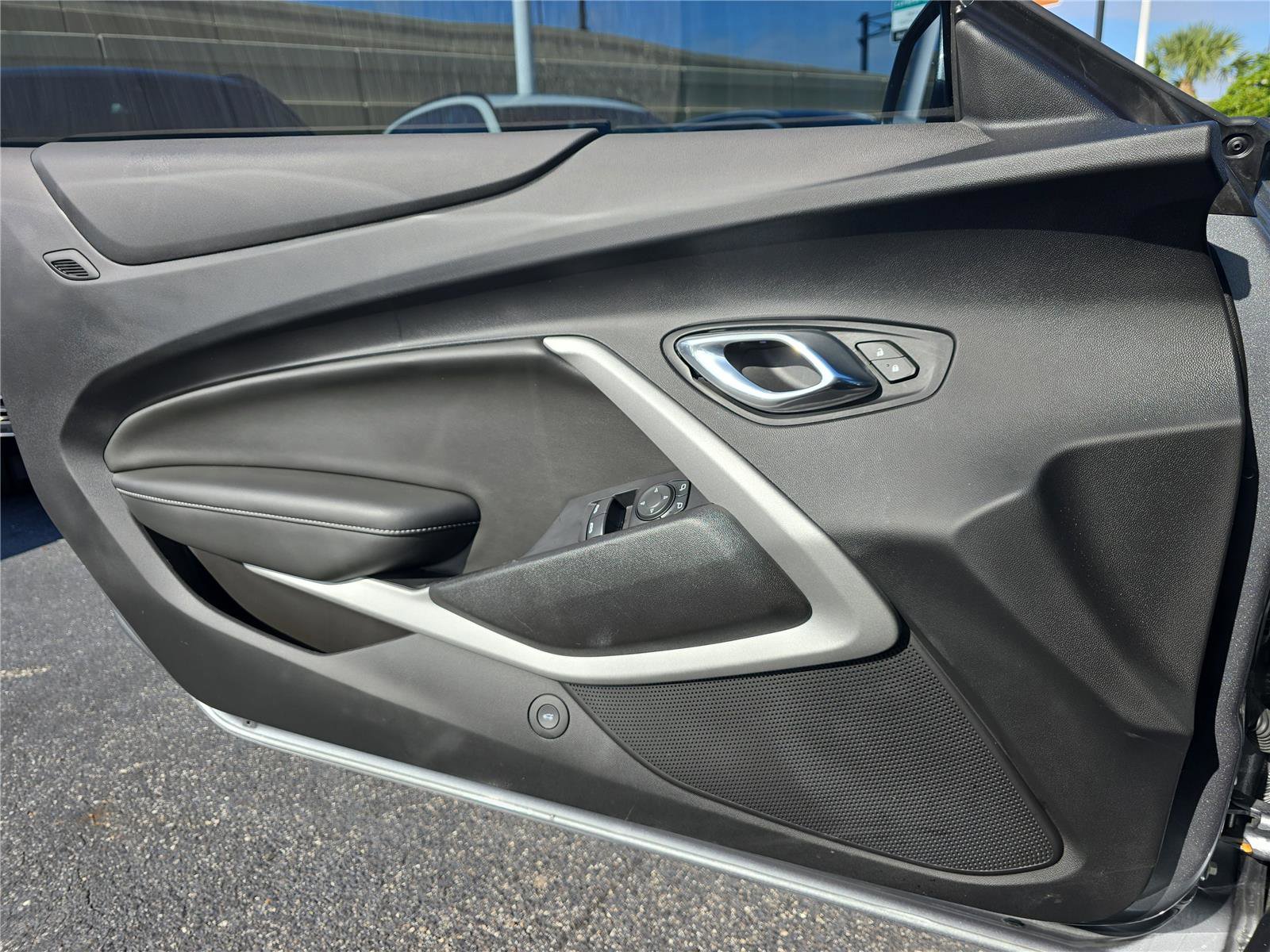 Used 2022 Chevrolet Camaro LT image 13