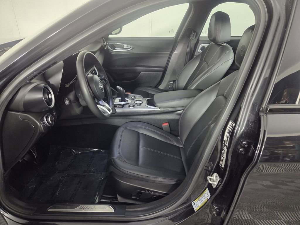 Used 2024 Alfa Romeo Giulia Ti w/ Active Assist Plus Package image 11