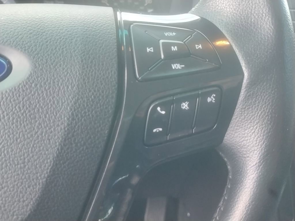 Used 2016 Ford Explorer XLT image 34