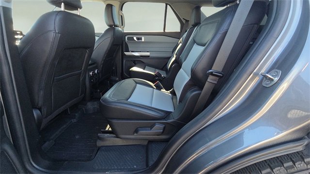 Used 2022 Ford Explorer XLT w/ Equipment Group 202A image 24