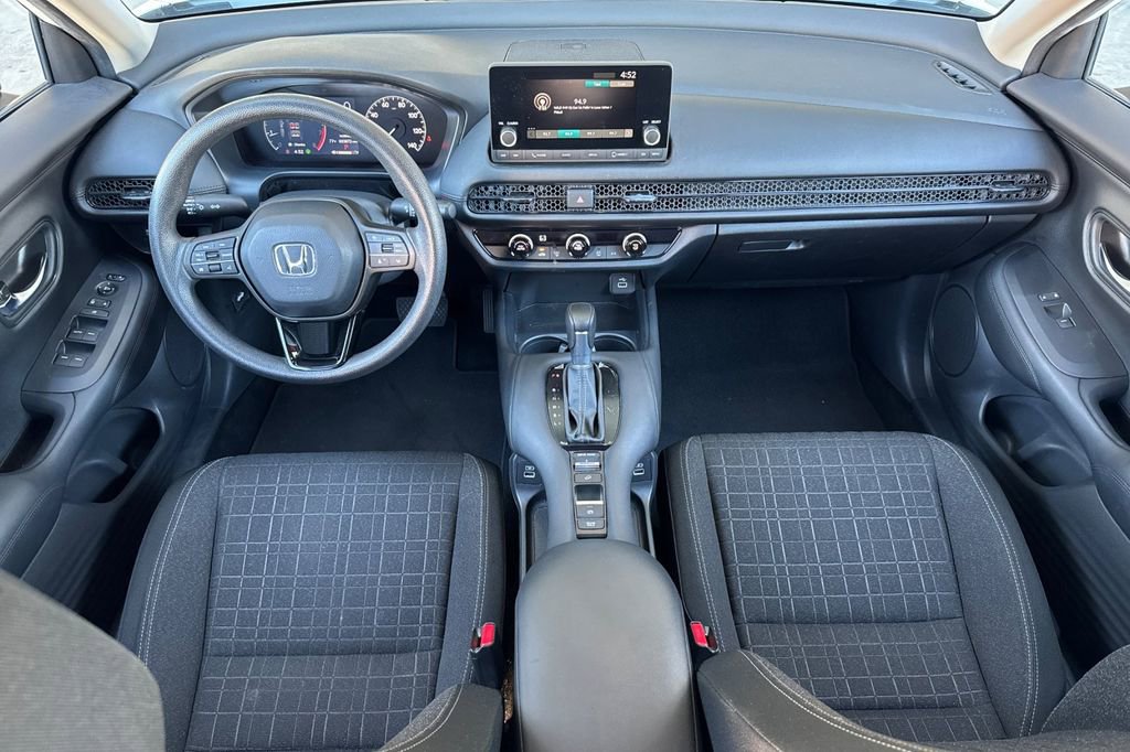 Used 2023 Honda HR-V LX image 12