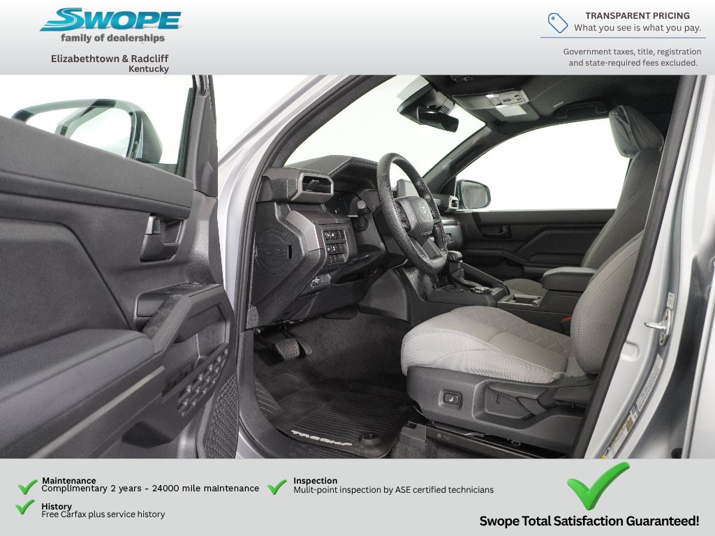 Used 2025 Toyota Tacoma SR5 AWD/4WD image 13