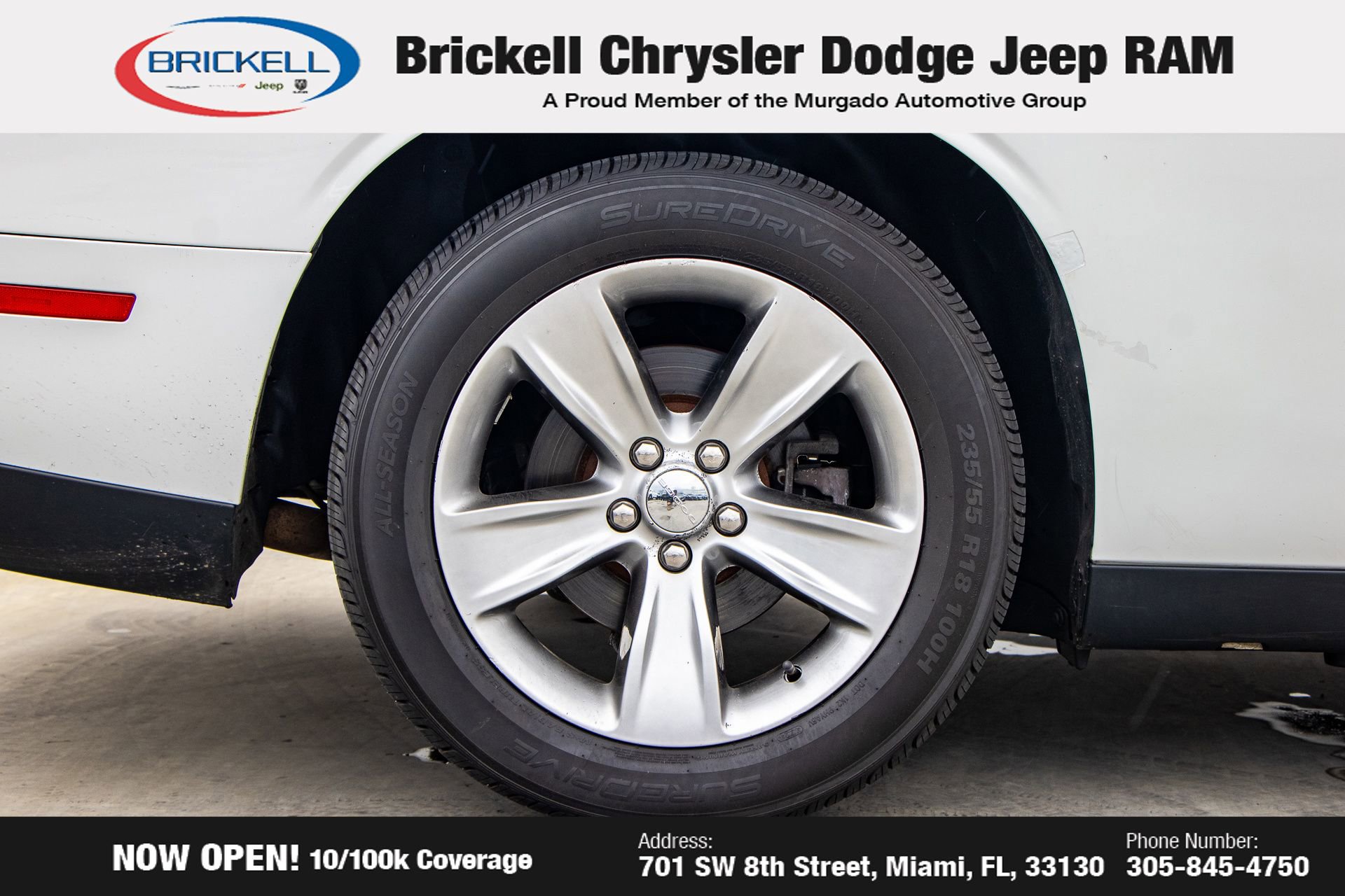 Used 2017 Dodge Challenger SXT image 28