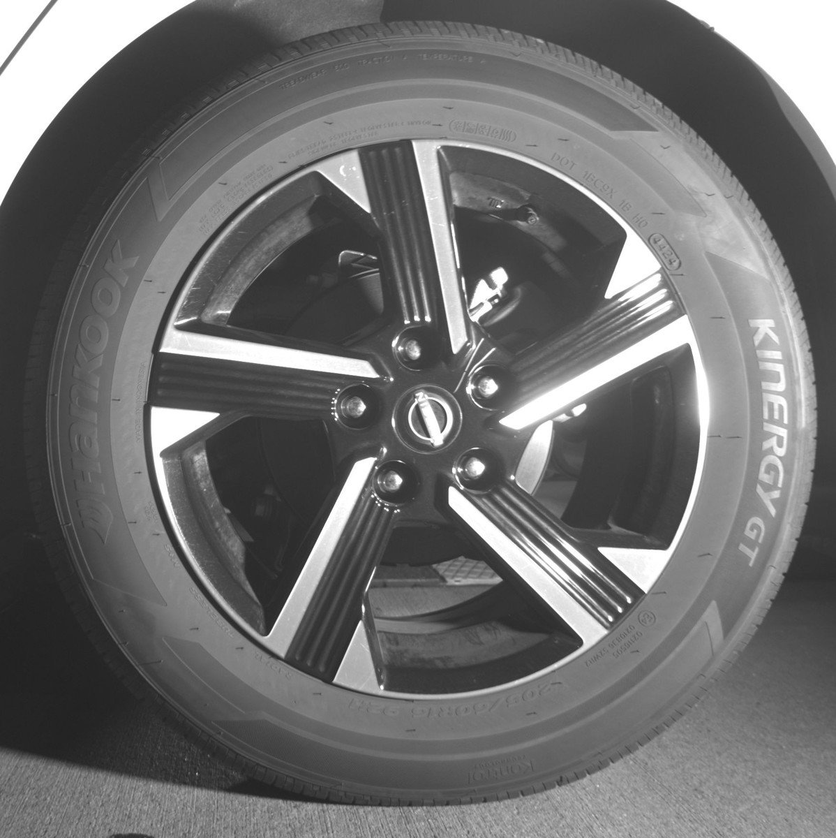 Used 2025 Nissan Sentra SV image 14