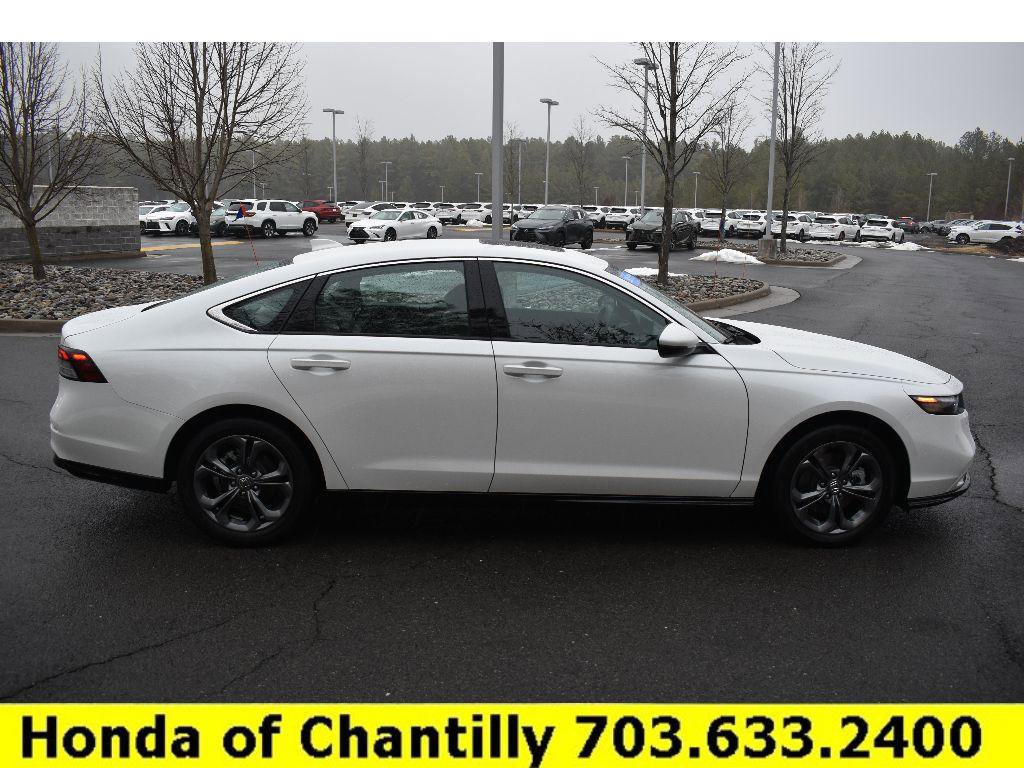 Used 2025 Honda Accord EX-L image 8