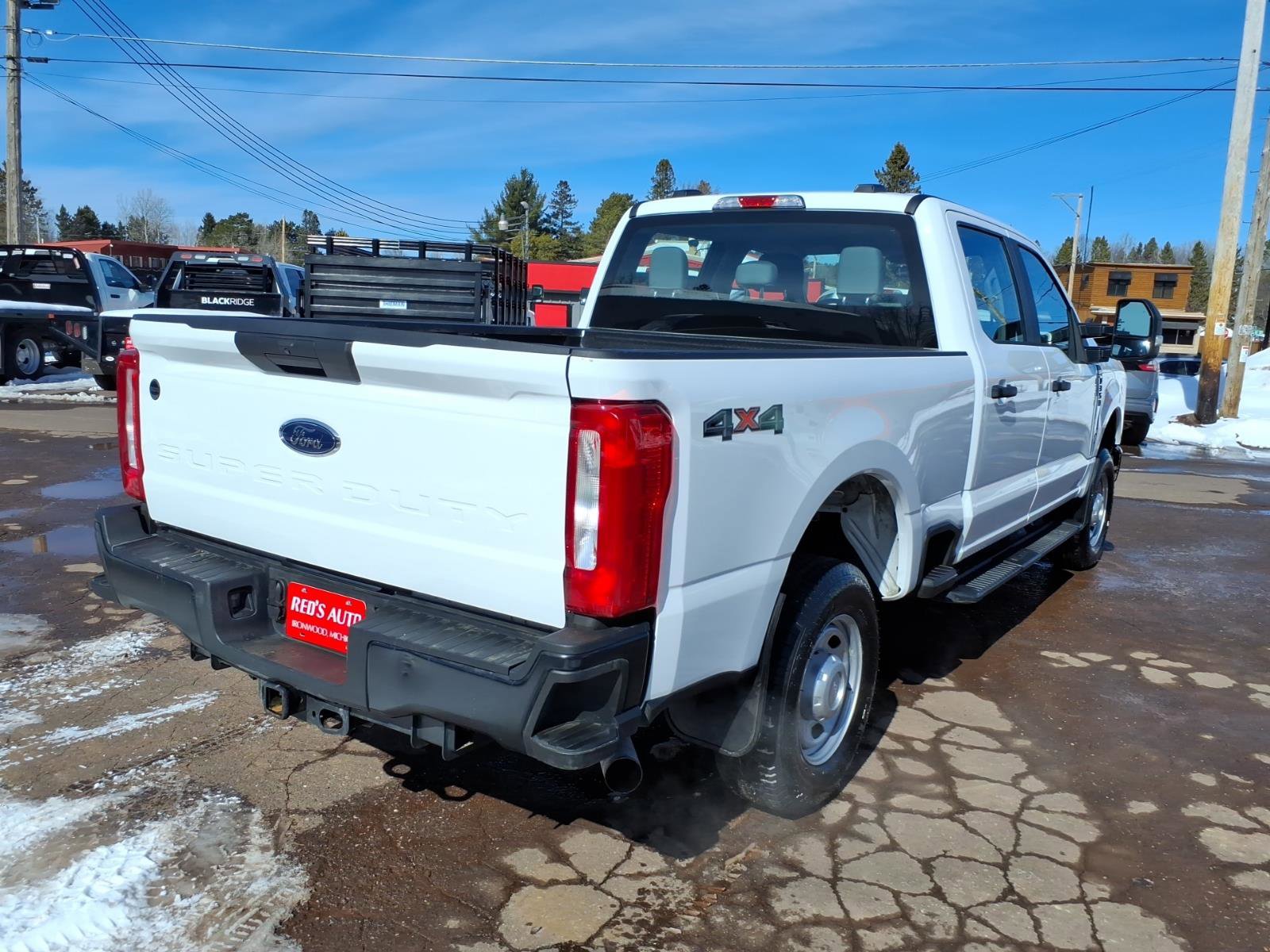 Used 2024 Ford F350 XL image 6