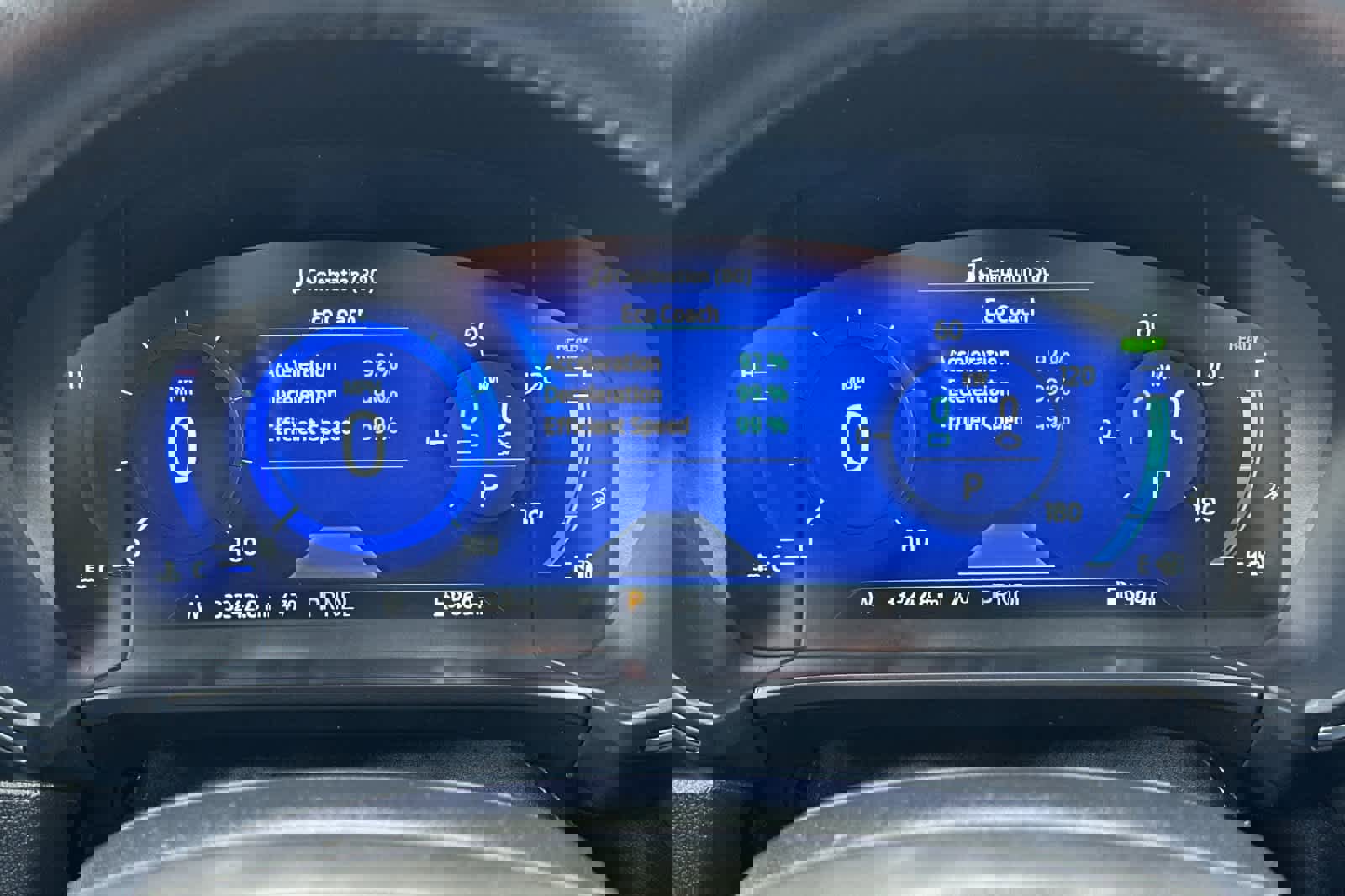 Used 2020 Ford Escape Titanium w/ Titanium Premium Package 2.0 image 25