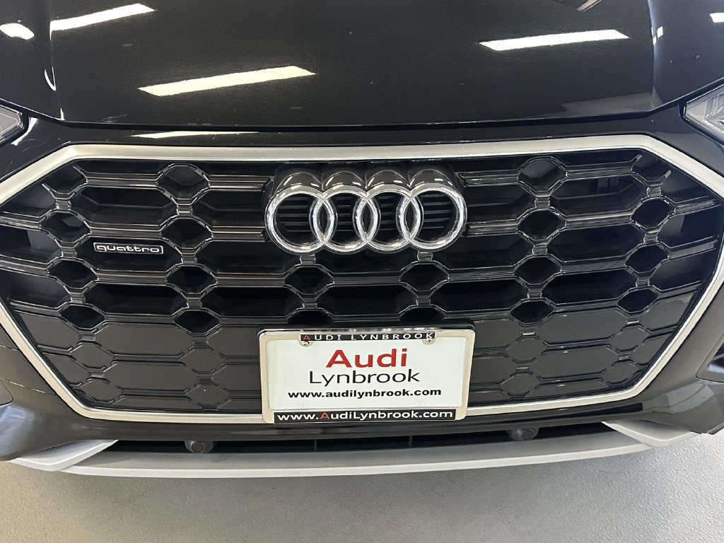 Used 2023 Audi Q5 2.0T Premium w/ Convenience Package AWD/4WD image 12