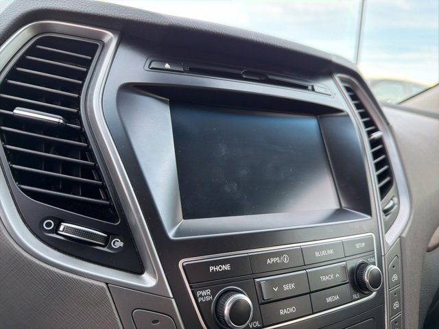 Used 2017 Hyundai Santa Fe SE w/ SE Premium Package 02 image 18