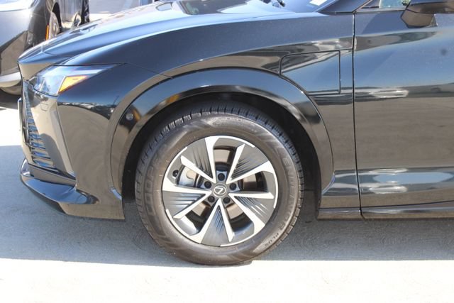 Certified 2023 Lexus RZ 450e Premium w/ Technology Package AWD/4WD image 4