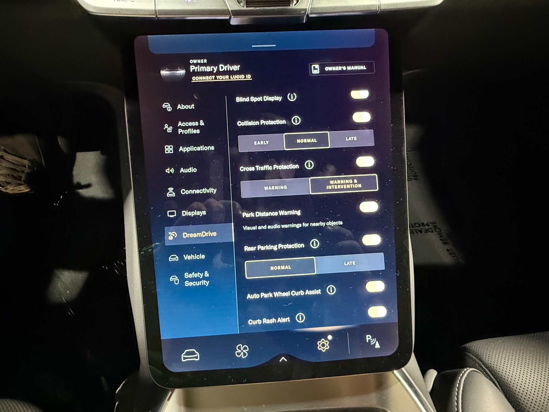 Used 2024 Lucid Air Touring AWD/4WD image 37
