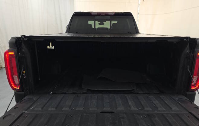 Used 2021 GMC Sierra 1500 Denali w/ Denali Ultimate Package AWD/4WD image 6