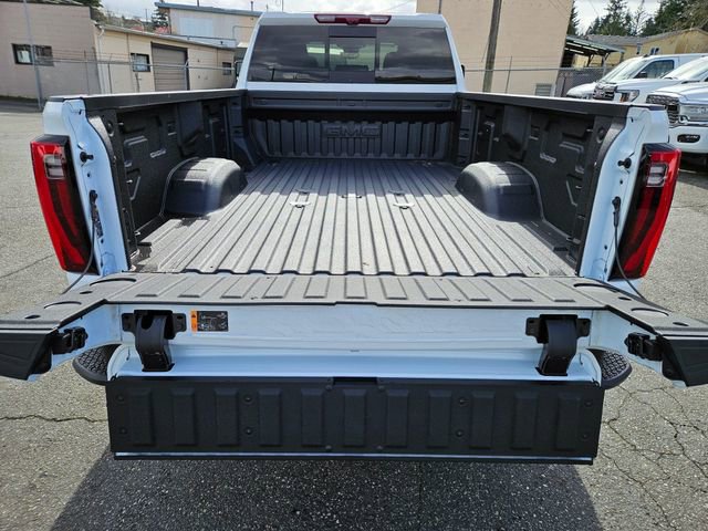 New 2026 GMC Sierra 3500 Denali w/ Denali Reserve Package AWD/4WD image 10