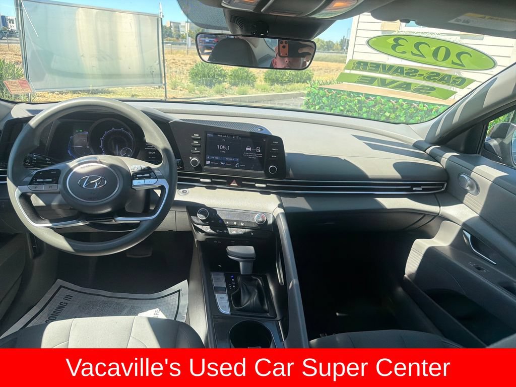 Used 2023 Hyundai Elantra Blue FWD image 12