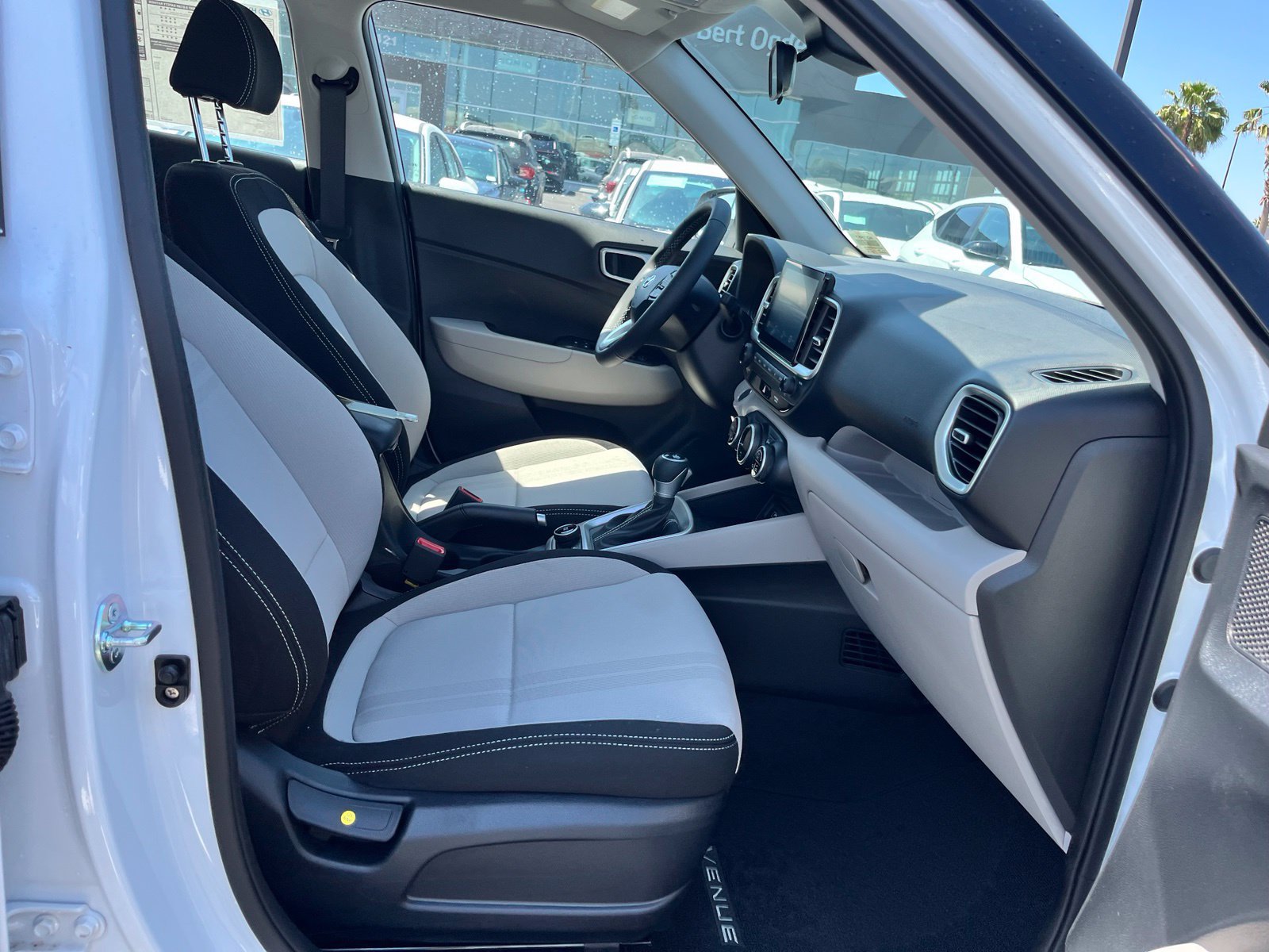 New 2026 Hyundai Venue SEL FWD image 22